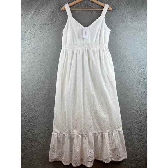 Isabel by Ingrid & Isabel Dresses & Skirts - New Isabel by Ingrid & Isabel White Eyelet Maternity Maxi Dress V-Neck Smocked M